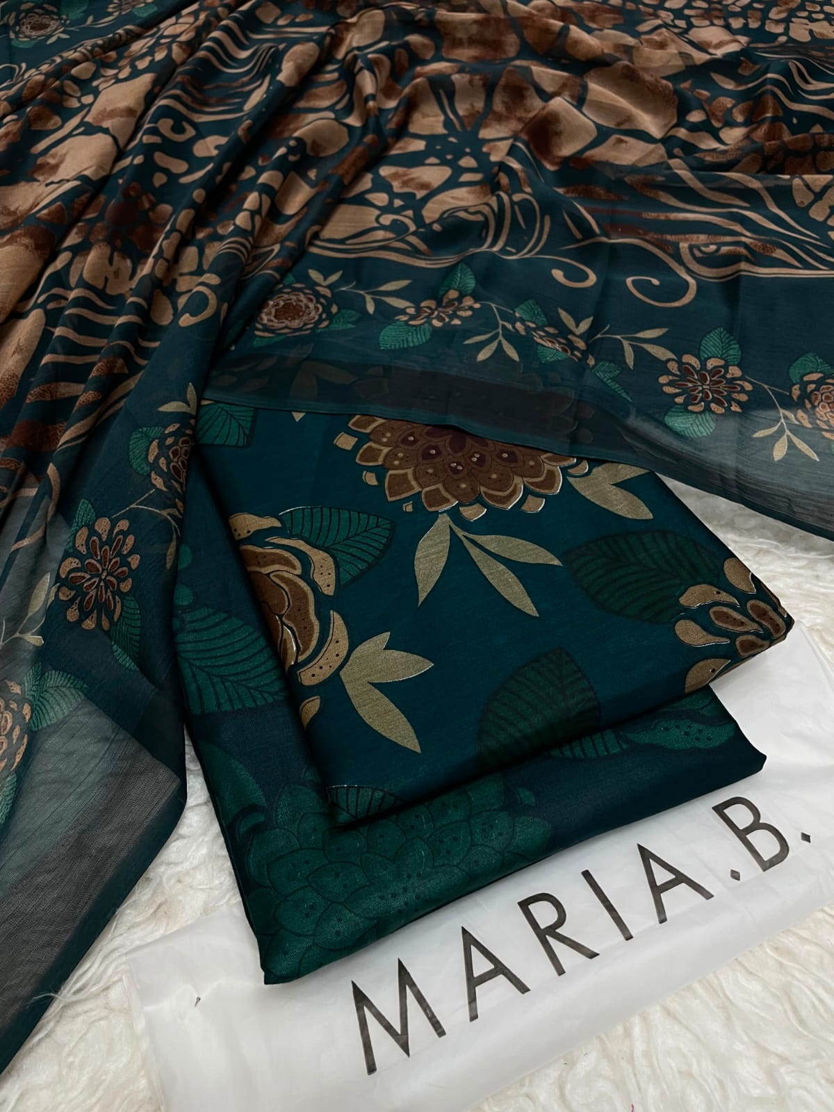 3-Piece Premium Printed Lawn Suit